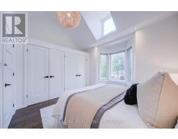 19 Battenberg Avenue, Toronto, ON M4L1J7 Photo 23
