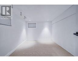 19 Battenberg Avenue, Toronto, ON M4L1J7 Photo 37