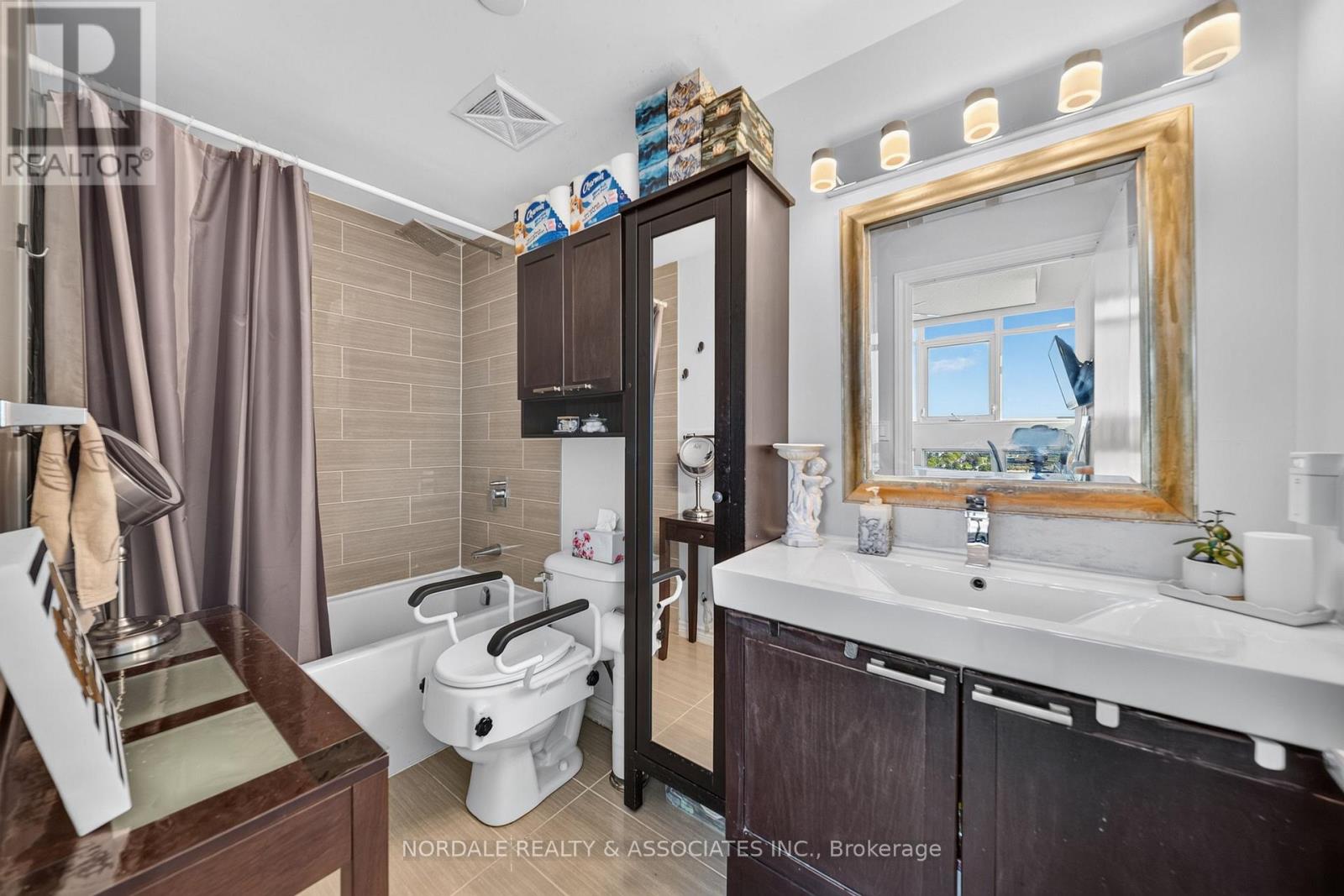 #2103 1328 BIRCHMOUNT ROAD - 27