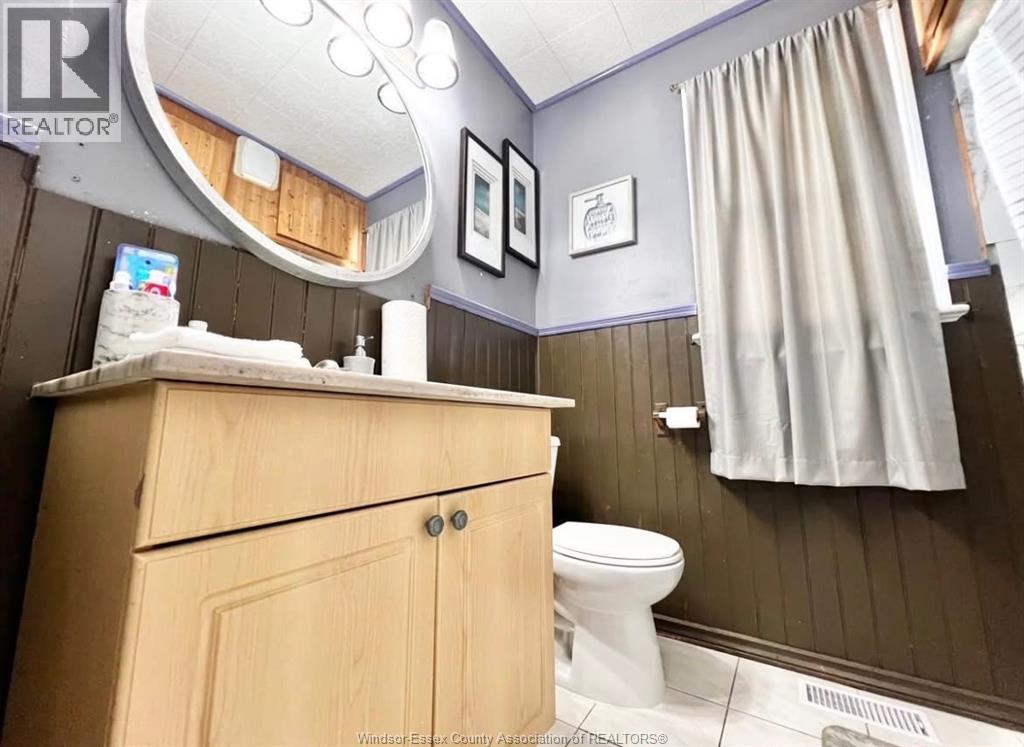 1484 LANGLOIS AVENUE, Windsor — photo 9