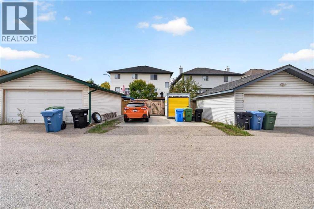 170 Bridlewood Drive SW - photo 18