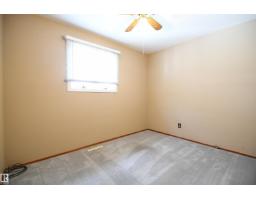 10243 42 St Nw, Edmonton, AB T6A1T3 Photo 16
