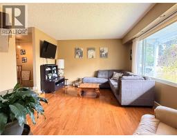 Living room - 1865 78th Avenue, Grand Forks, BC V0H1H2 Photo 9