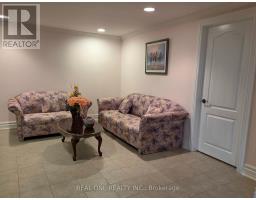 36 Wildrose Crescent E, Markham, ON L3T1N5 Photo 12