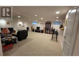 36 Wildrose Crescent E, Markham, ON L3T1N5 Photo 13