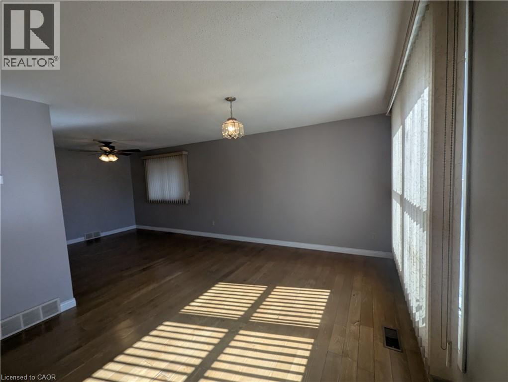 23 HUBERT Court — photo 3