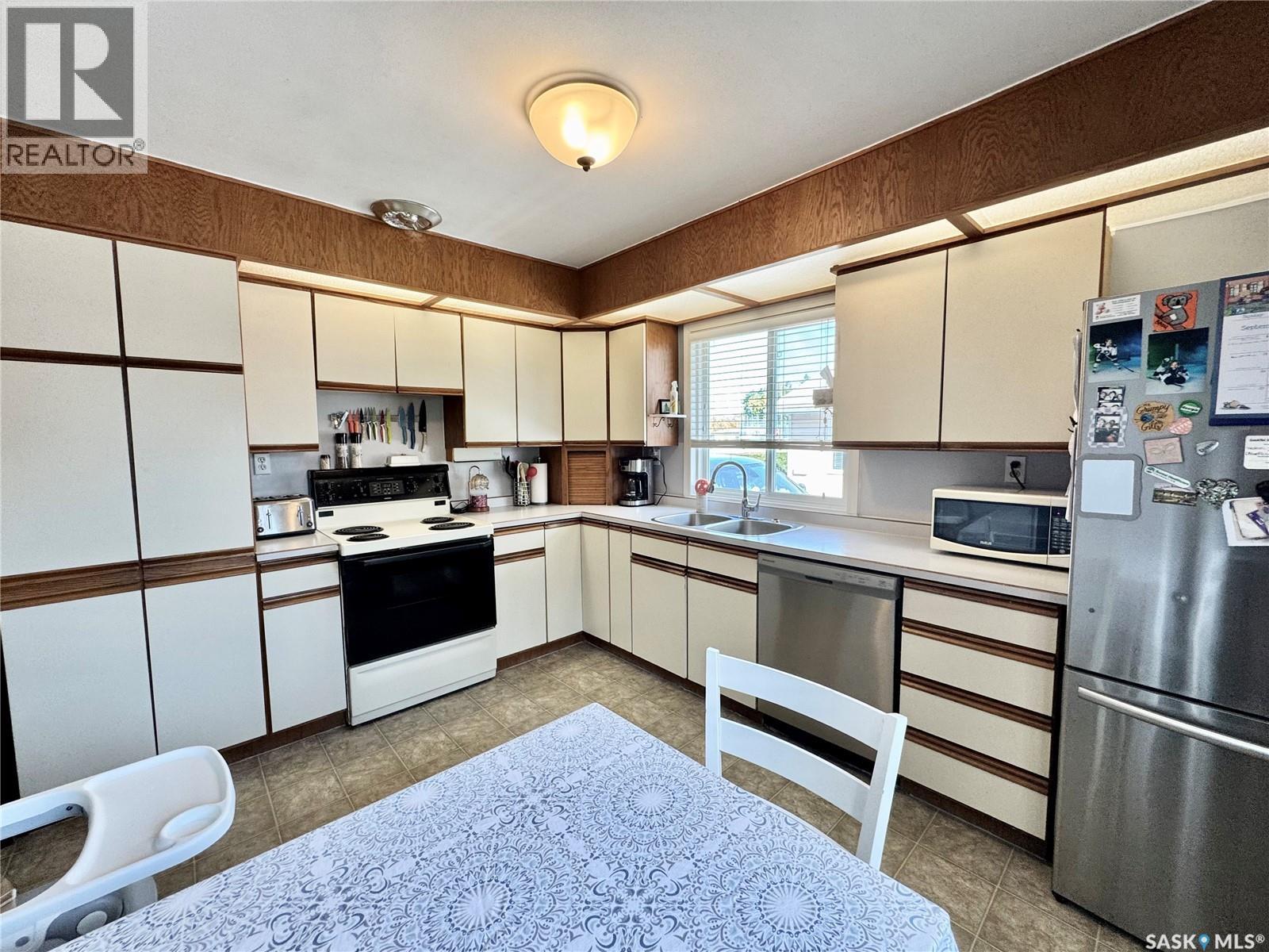 621 23rd STREET W, Prince Albert — photo 3