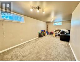 621 23rd Street W, Prince Albert, SK S6V4M4 Photo 11