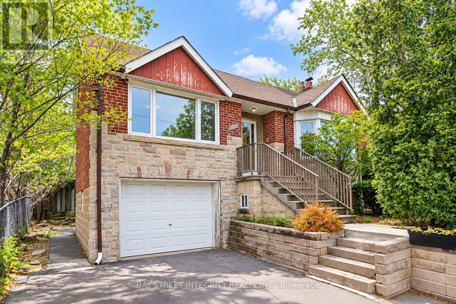 Photo of 104 Shelborne Avenue