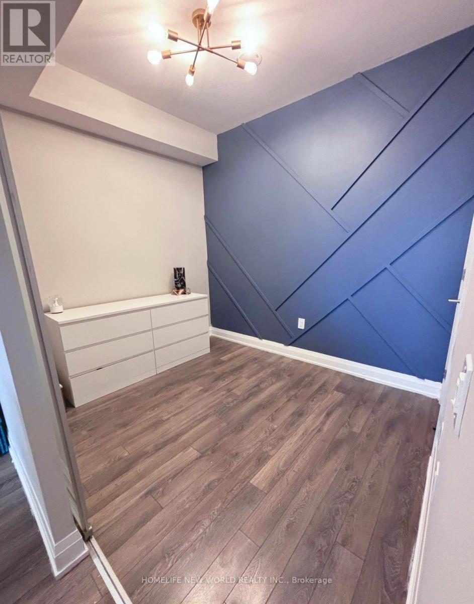 215 - 4800 HIGHWAY 7, Vaughan (East Woodbridge) — photo 9