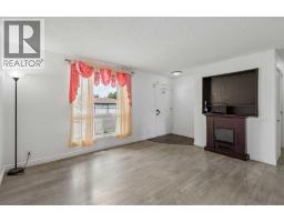 83 Appletree Close SE - photo 4