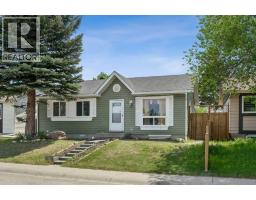 83 Appletree Close SE - photo 1