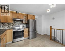 83 Appletree Close SE - photo 9
