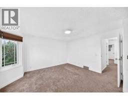 291 Falton Drive Ne, Calgary, AB T3J2W8 Photo 12