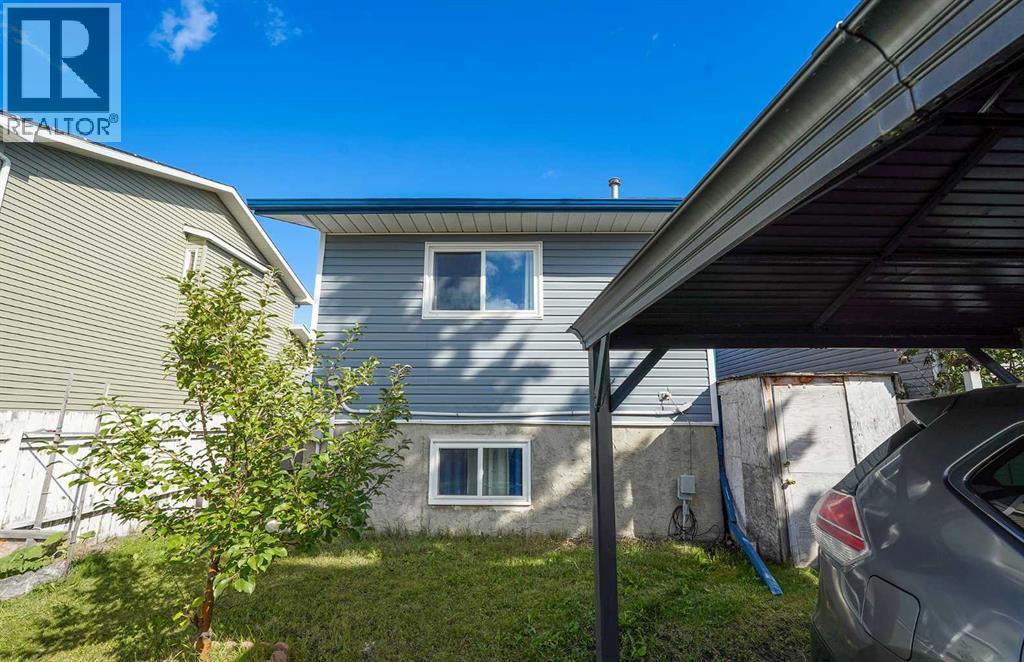 72 Martindale Close NE - photo 35