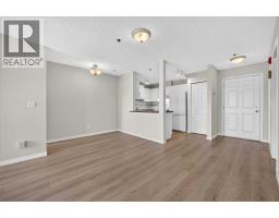 4pc Bathroom - 212, 7 Harvest Gold Manor Ne, Calgary, AB T3K4Y3 Photo 10