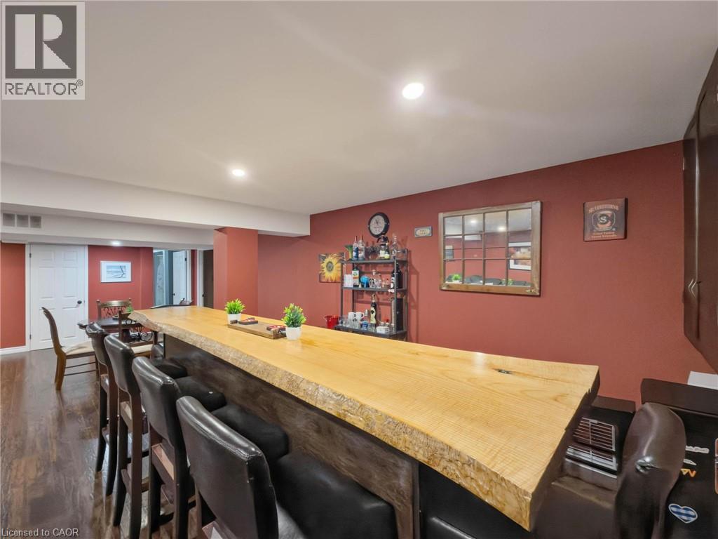 9 POSTMA Drive - Image 35