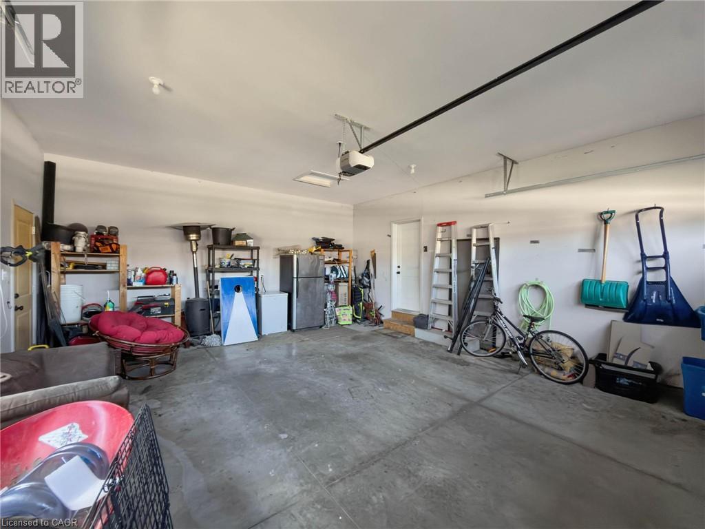 9 POSTMA Drive - Image 31