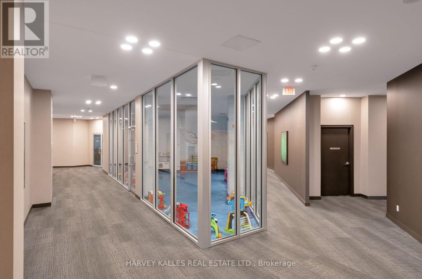 #602 2230 LAKE SHORE BOULEVARD W - Image 33