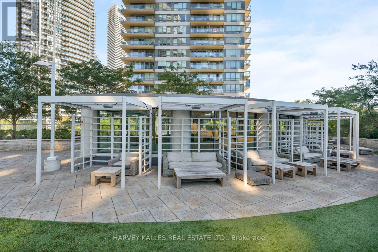 #602 2230 LAKE SHORE BOULEVARD W - 34