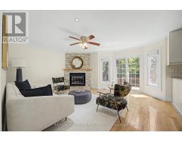 Family room - 329 Kingsbridge Garden Circle, Mississauga, ON L5R1K9 Photo 9