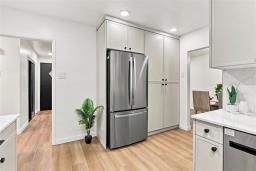 218 Houde Drive, Winnipeg, MB R3V1C5 Photo 10