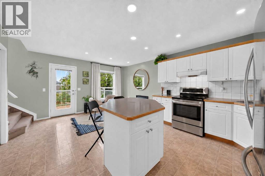 170 Bridlewood Drive SW - photo 4