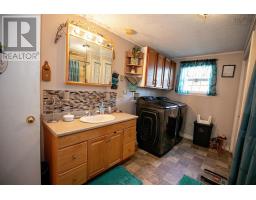 12 Kent Drive, Amherst, NS B4H4L3 Photo 25