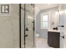 178 Kent Avenue, Kitchener, ON N2G3R3 Photo 23