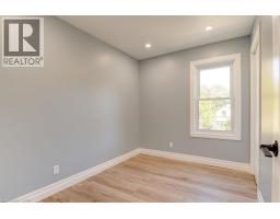 178 Kent Avenue, Kitchener, ON N2G3R3 Photo 18