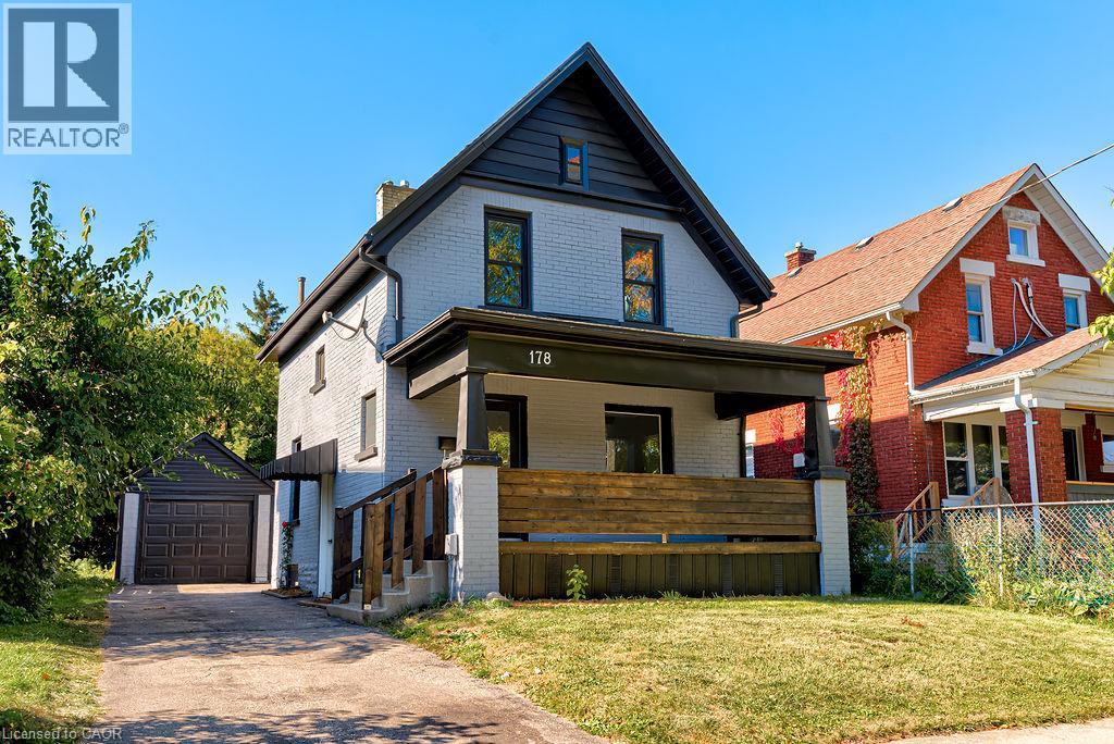 178 KENT Avenue — photo 2