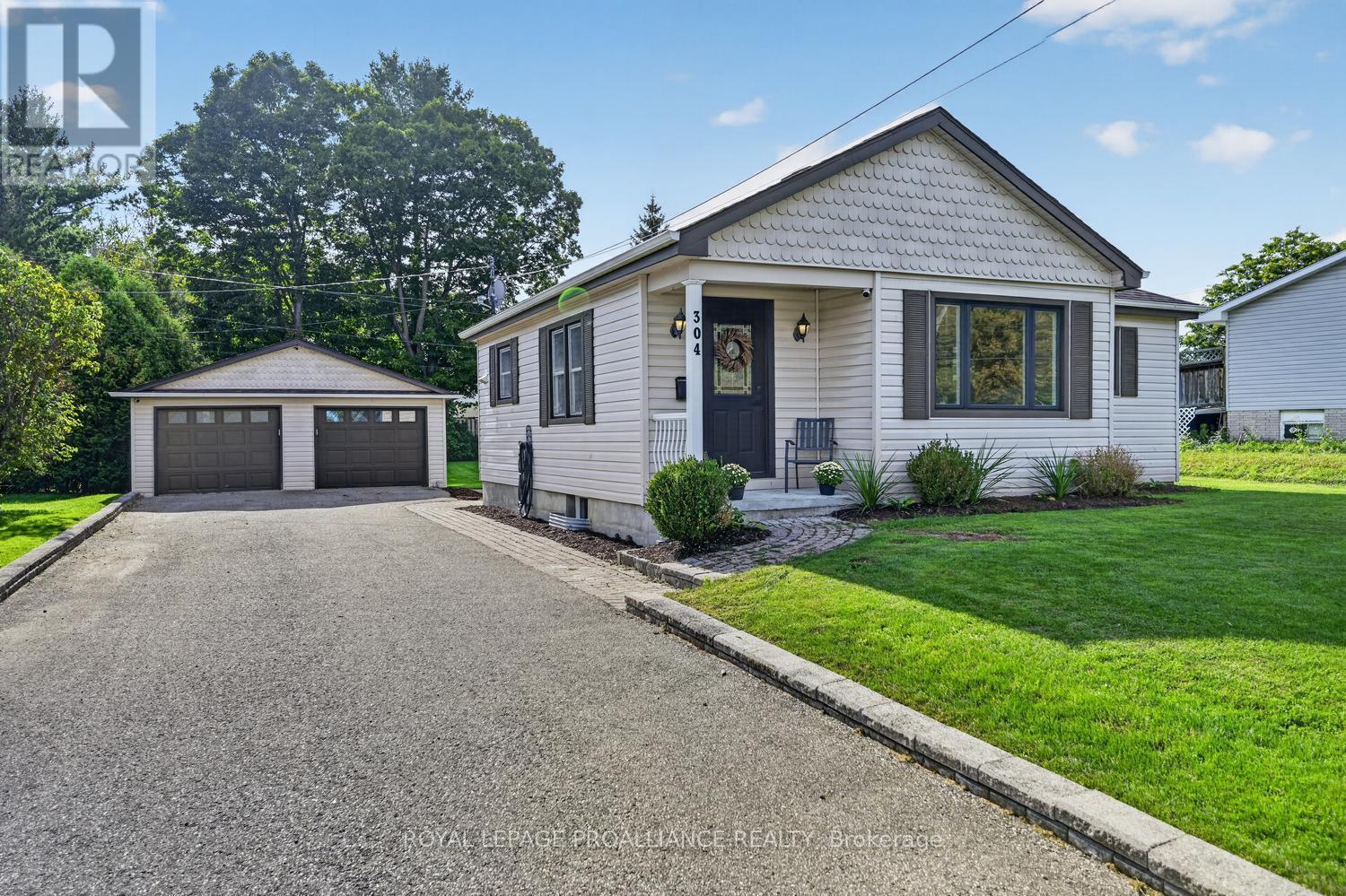 304 OXFORD AVENUE