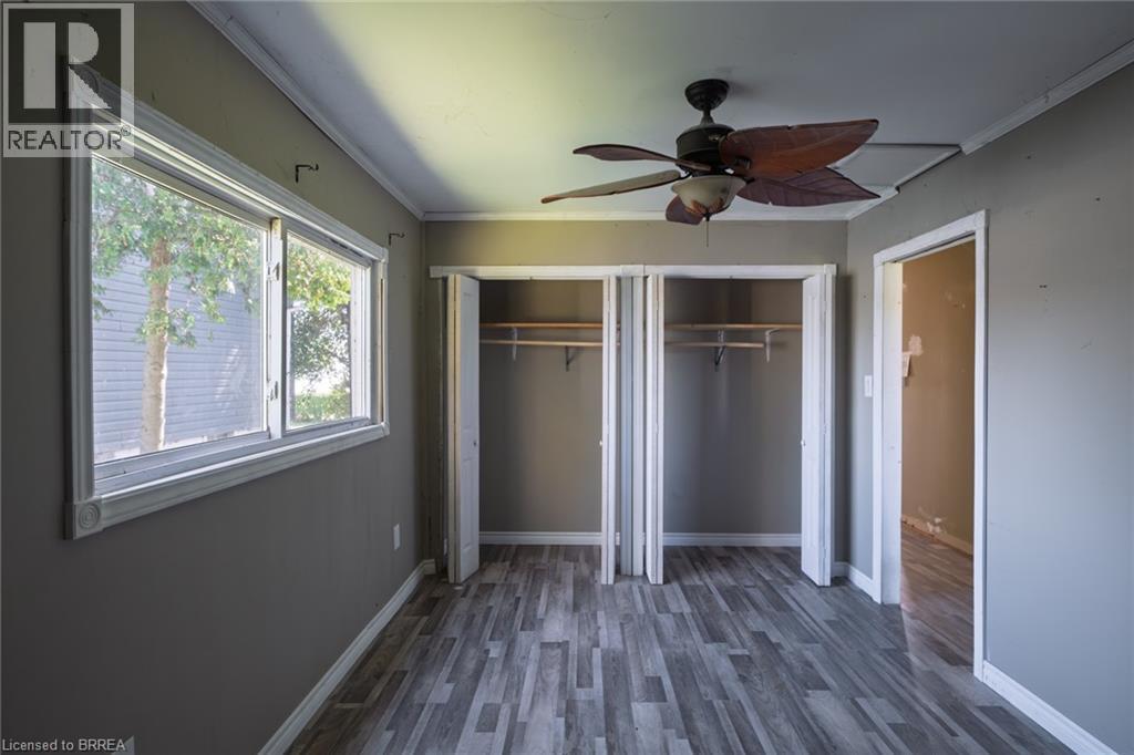 1459 LAKESHORE Road - 13