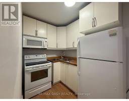 2 - 1303 Bloor Street W, Toronto, ON M6H1P1 Photo 9