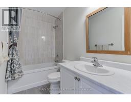 90 Kingknoll Crescent, Georgina, ON L4P0H8 Photo 25