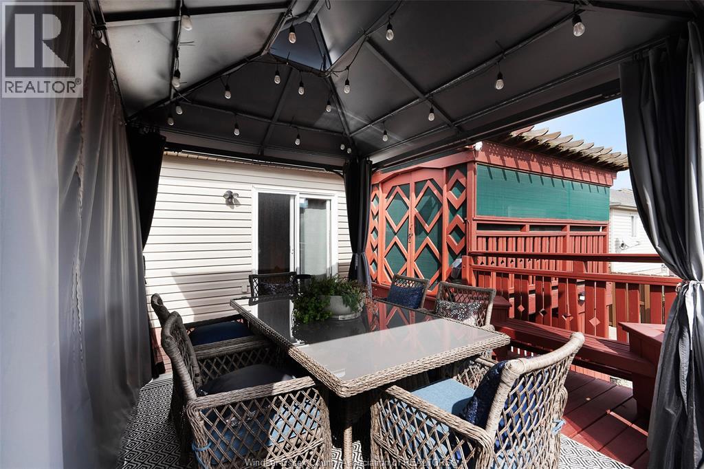 1131 KING LOUIS - 13