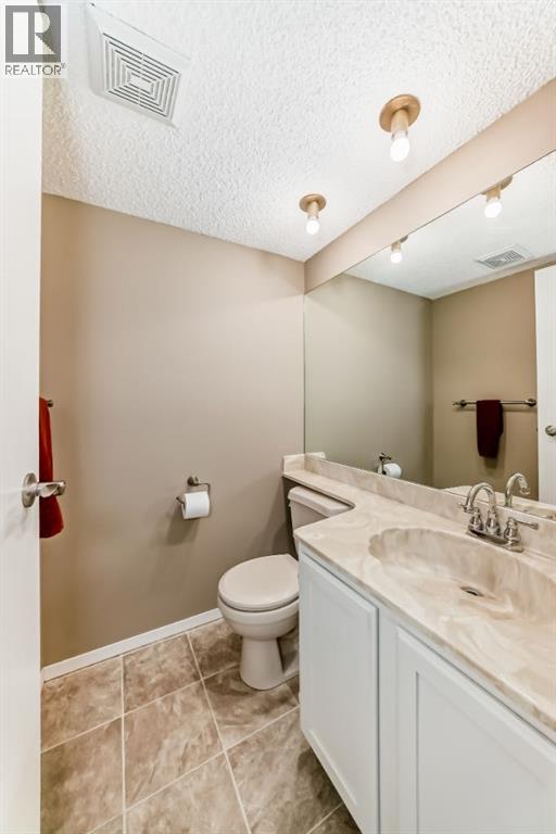 407 Point Mckay Garden NW - photo 14