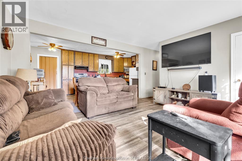 686 Albert STREET - Image 16