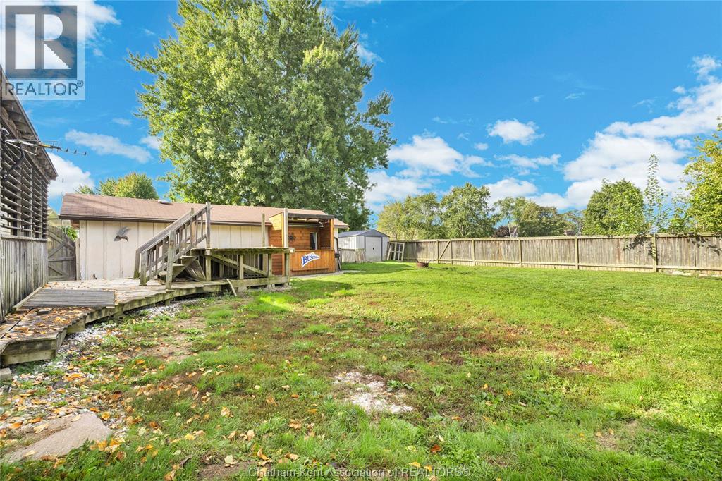 686 Albert STREET - Image 33