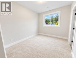 4 6095 Rosewood Place, Sechelt, BC V7Z0P9 Photo 9