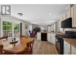 16 Eastgate Avenue, Ottawa, ON K2H7S2 Photo 15