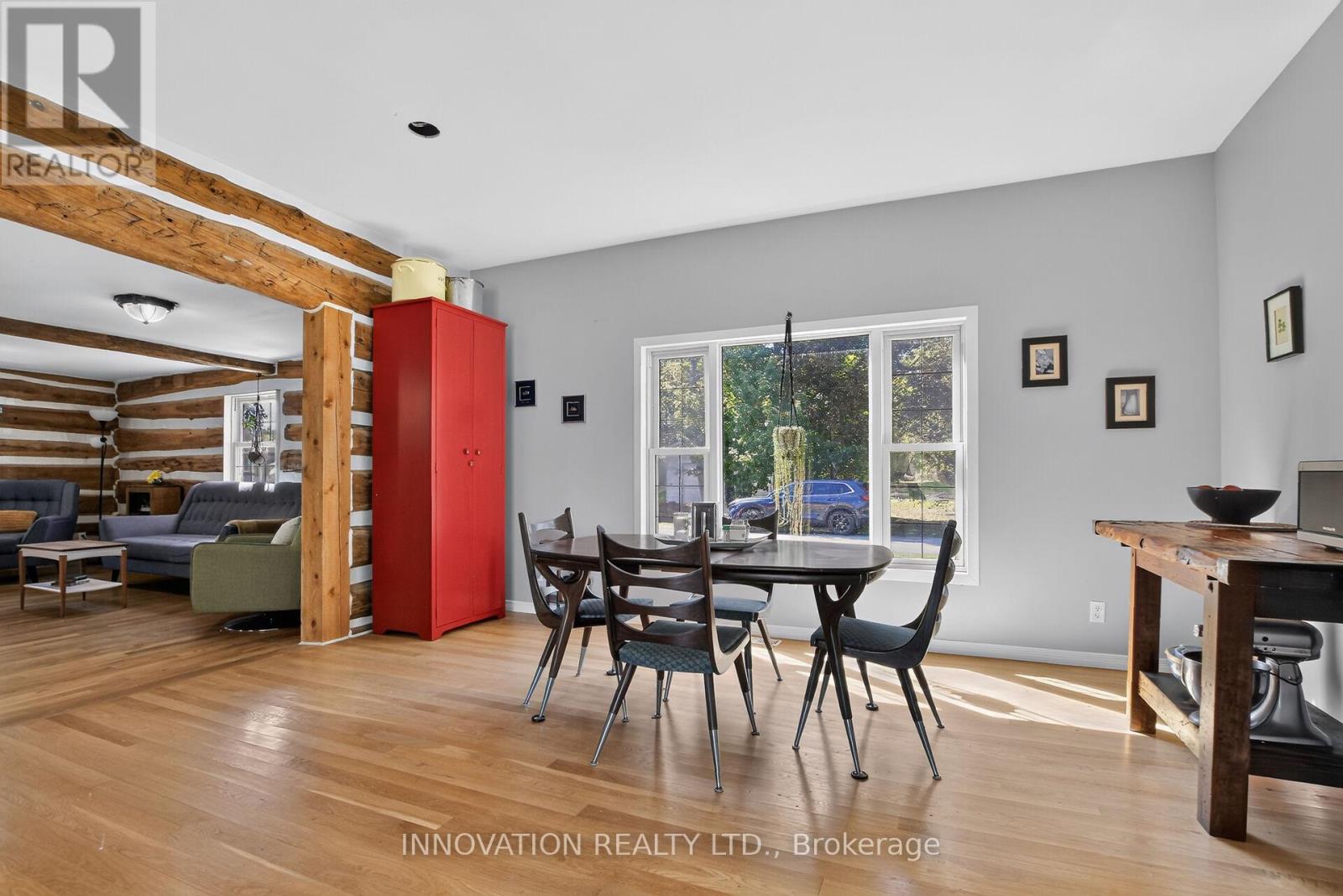 120 MAITLAND STREET - 13