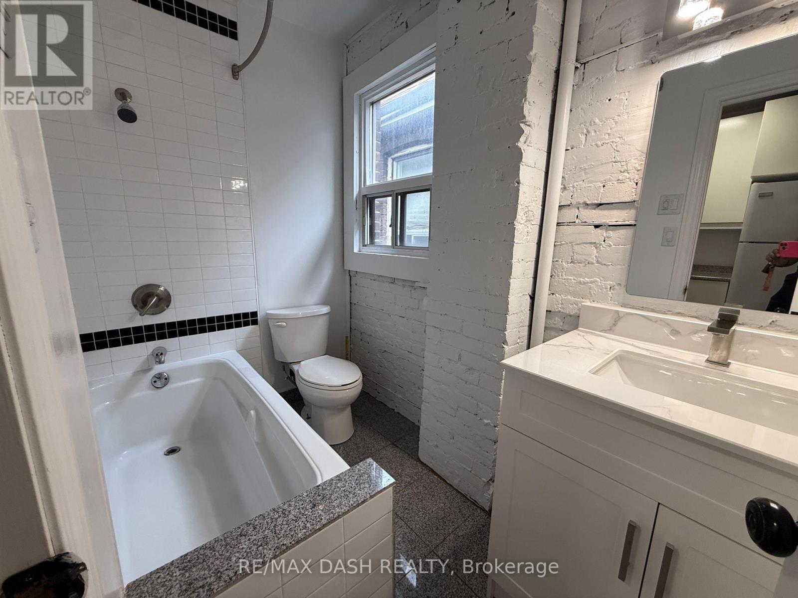 3 - 1303 BLOOR STREET W, Toronto (Dufferin Grove) — photo 11