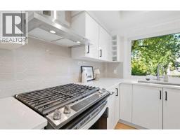 4pc Bathroom - 44 Cedarwood Bay Sw, Calgary, AB T2W3H7 Photo 8