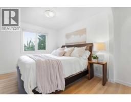 44 Cedarwood Bay Sw, Calgary, AB T2W3H7 Photo 18