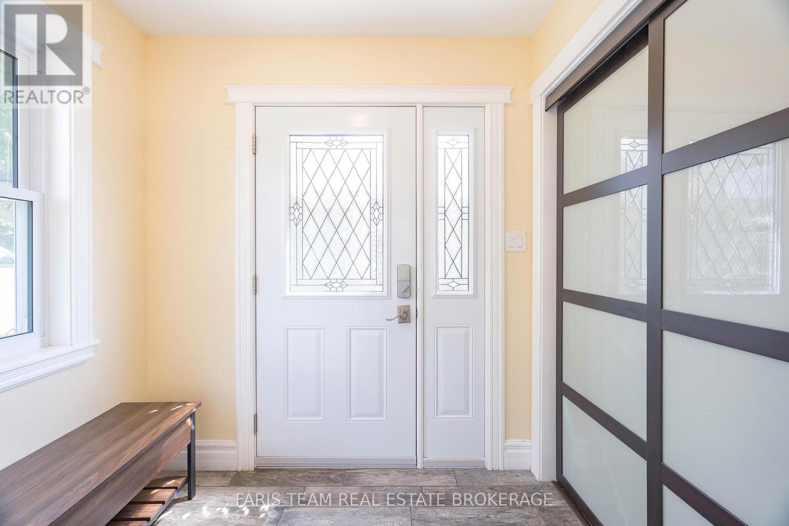 139 VETERANS LANE, Tay (Victoria Harbour) — photo 4