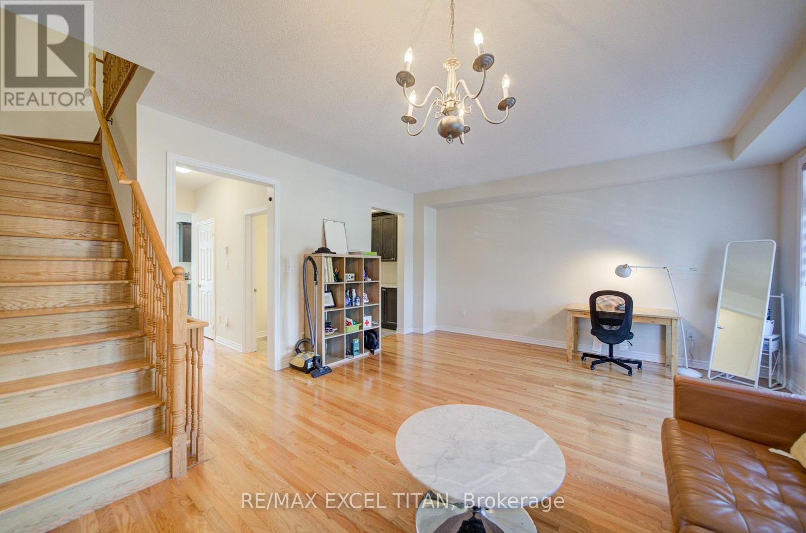 3038 GEORGE SAVAGE AVENUE - 22