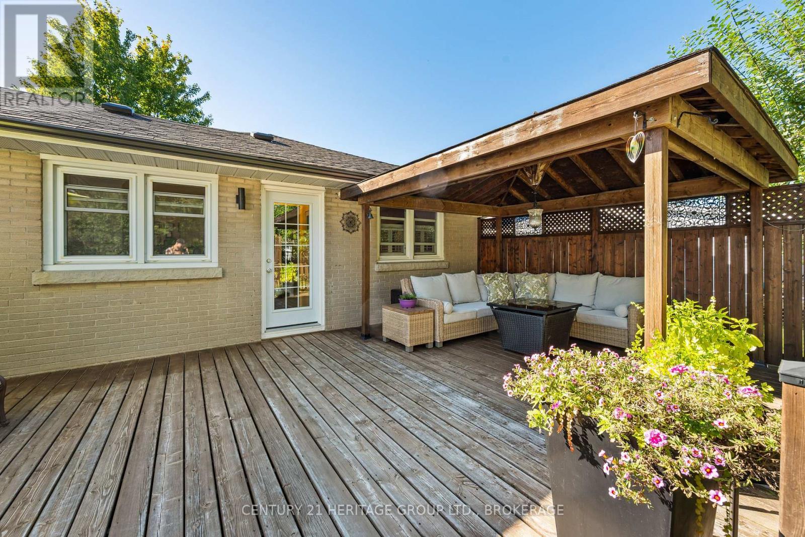 35 LOYALIST AVENUE, Loyalist (Amherstview) — photo 6