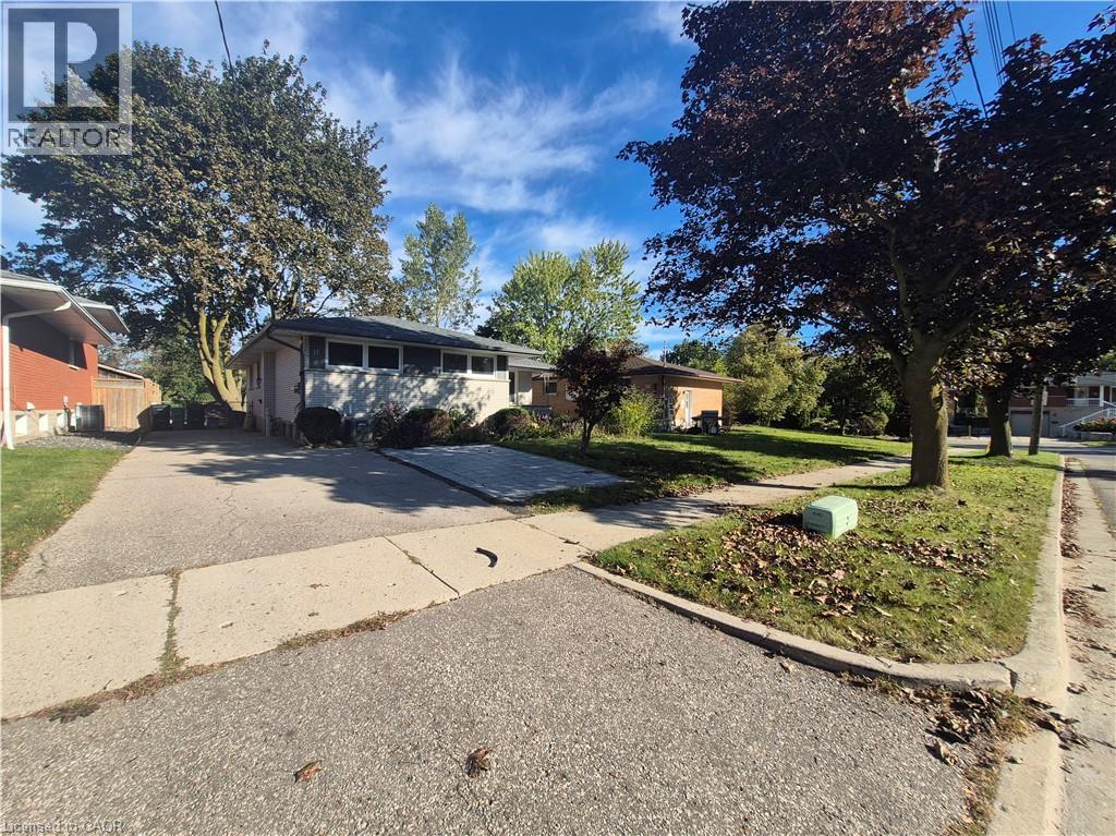 11 DUNCAIRN Avenue - 2