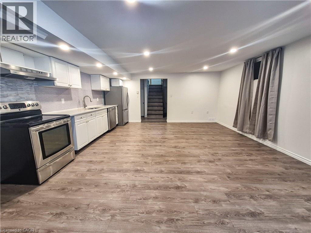 11 DUNCAIRN Avenue - 31